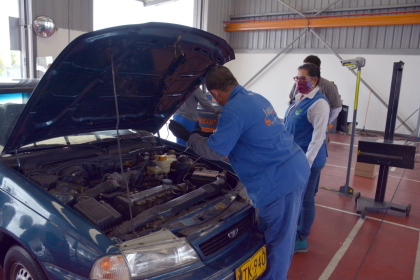 Cortolima realiza seguimiento a los Centros de Diagnóstico Automotor