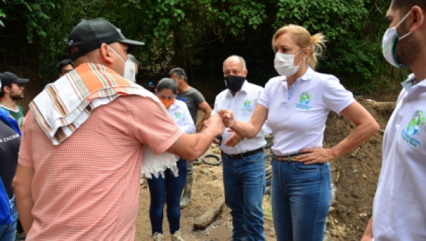 Cortolima brinda acompañamiento a comunidad afectada por temporada de más lluvias en Rovira y Chaparral