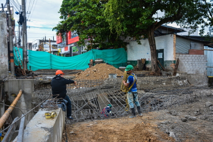 Creciente súbita de la quebrada La Espinala afectó la placa superior del box culvert