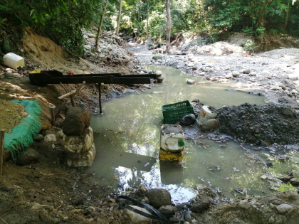 Cortolima suspende minería ilegal que ponía en riesgo los ecosistemas y quienes la ejercían