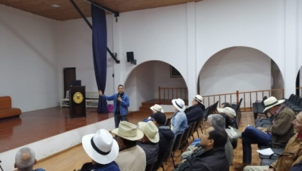 La comunidad es el eje central para el proyecto páramos complejo “Los Nevados”