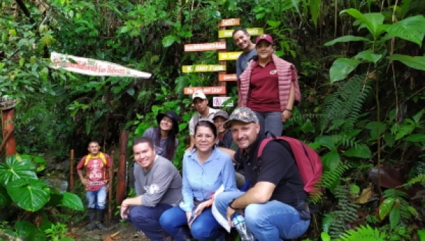 Los empresarios de Negocios Verdes aprenden de experiencias ejemplares