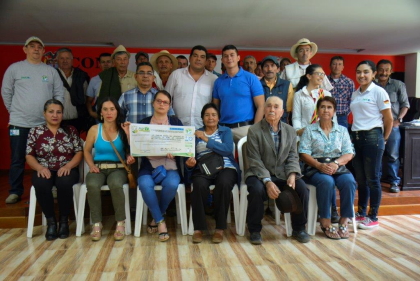 294 nuevas familias beneficiadas con BanCO2 Vigías del Tolima
