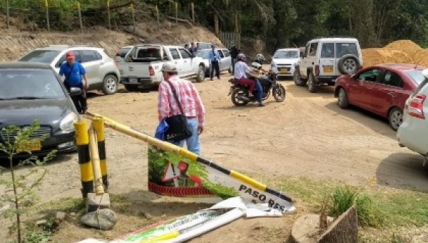 Cortolima, Alcaldía de Ibagué e IBAL rechazan vías de hecho tomadas por algunos ciudadanos en el puesto de control del Cañón del Combiema