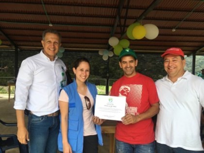 CORTOLIMA certifica excombatientes en buenas prácticas