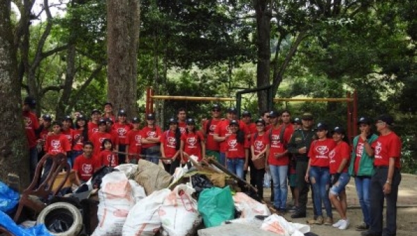 En Ibagué los ciudadanos se unieron para descontaminar el Río Alvarado