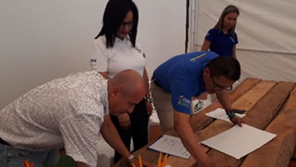 El Tolima se ratifica en el acuerdo por la madera legal