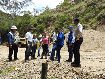 Autoridades ambientales atienden queja en proyecto de minería