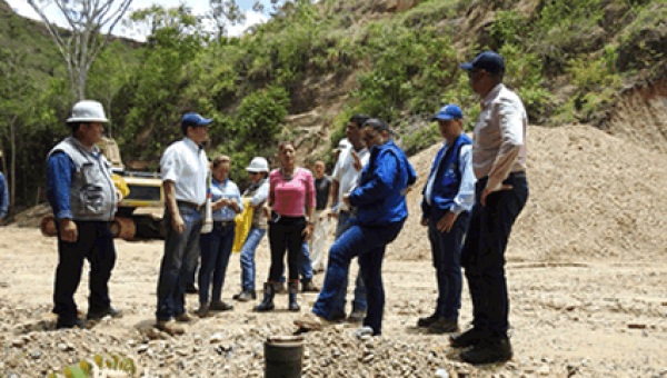 Autoridades ambientales atienden queja en proyecto de minería