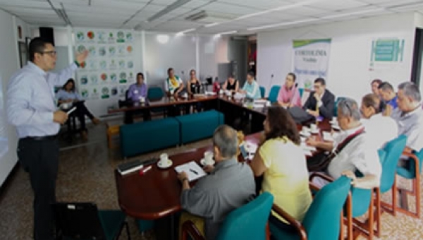 Entidades le cumplen a la comunidad y los entes de control