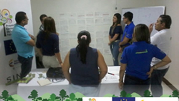 ENCUENTRO DE EXPERIENCIAS DE GOBERNANZA CON AUTORIDADES AMBIENTALES PERMITE FORTALECER PROCESOS DE ADMINISTRACIÓN FORESTAL