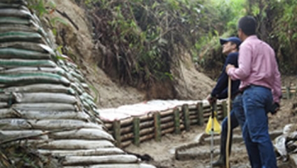 CORTOLIMA verifica estado de obras de mitigación del riesgo en cerros noroccidentales de Ibagué